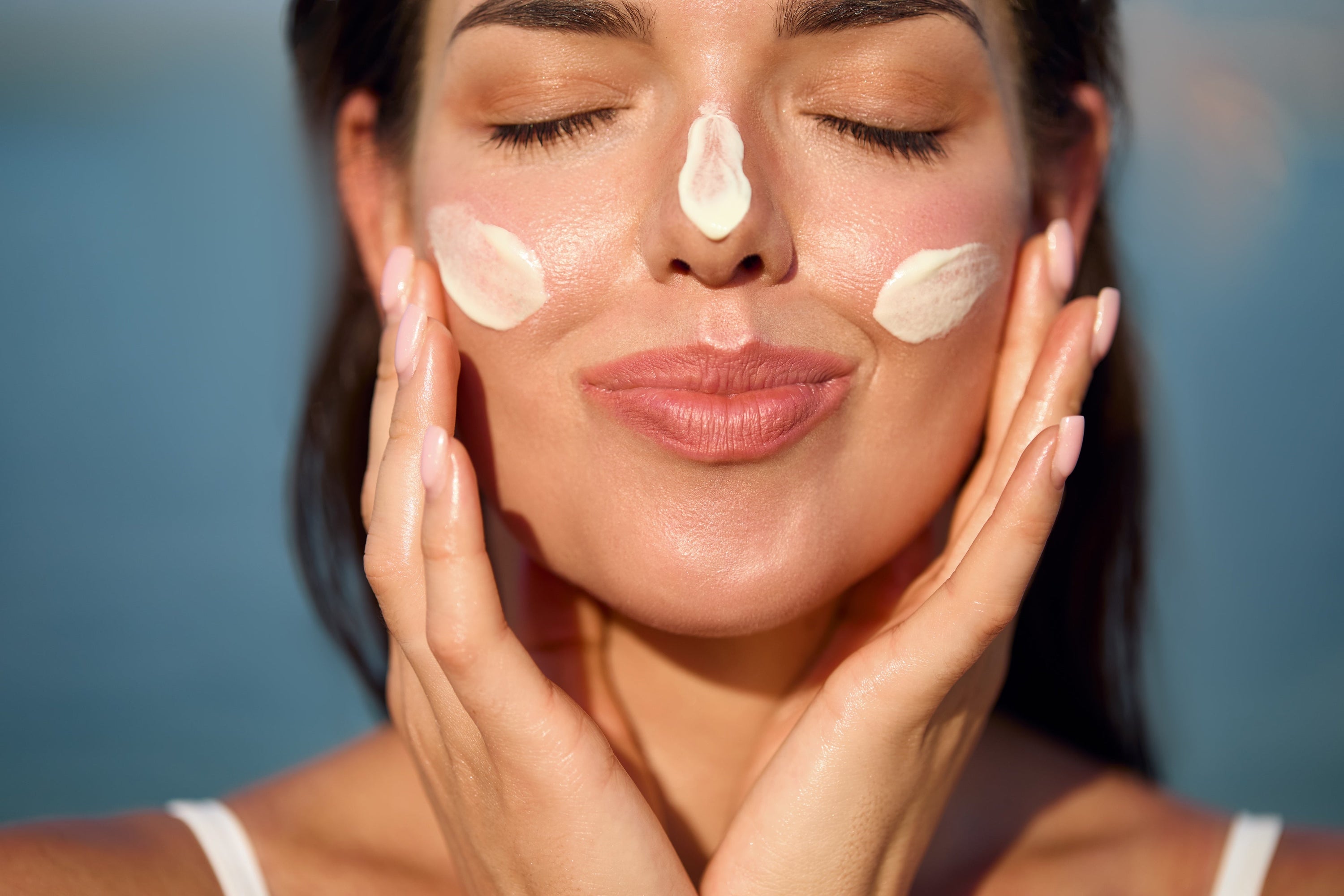 Soak Up the Sun, Safely: How to Protect Your Skin from Sun Damage